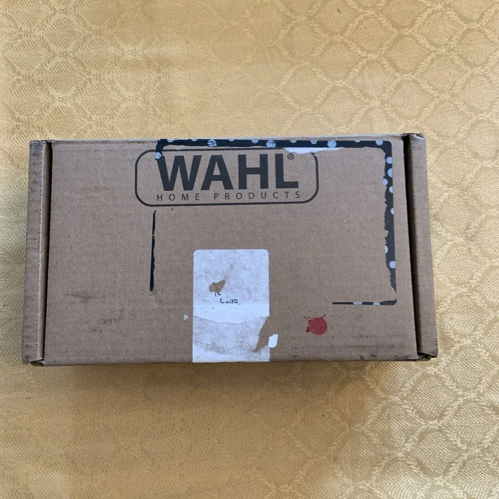 Wahl Genuine SECURE-SNAP Guide Comb Set w/Colored Clips & Organizer - 12 Count